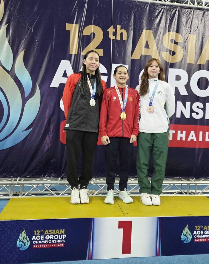 Thúy Hiền thi đấu ấn tượng, phá kỷ lục quốc gia nội dung 100m ếch nữ.