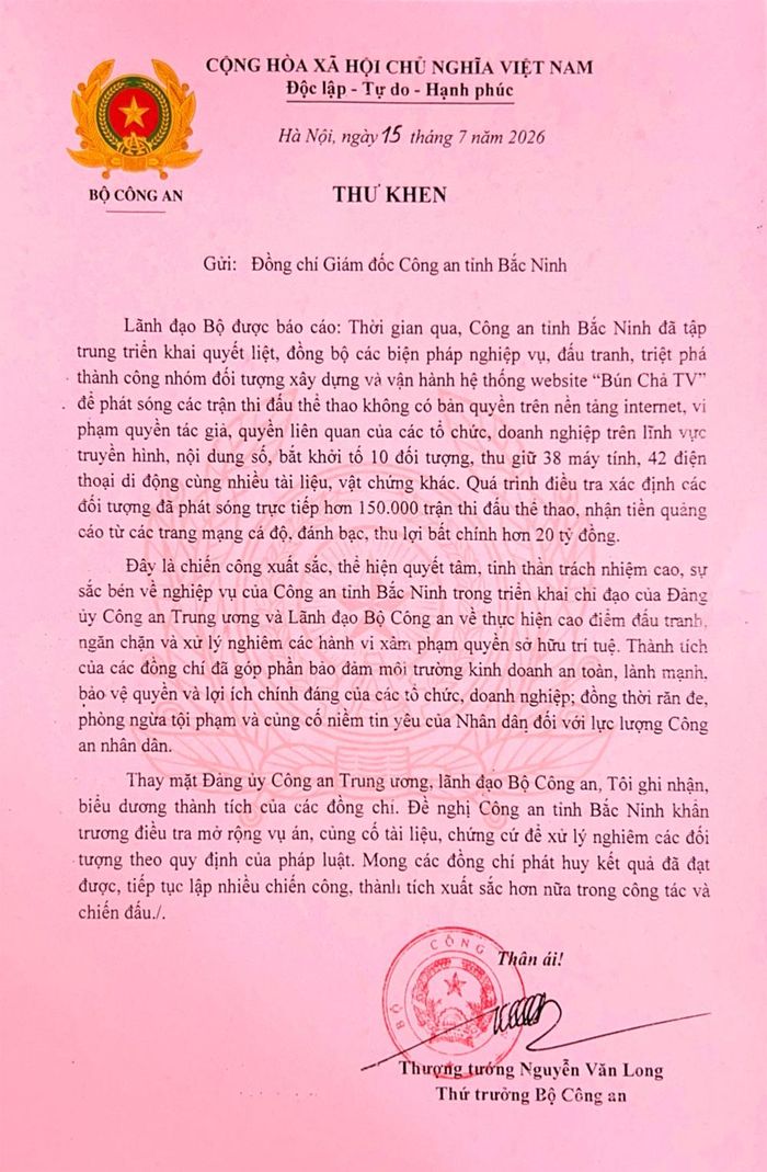 Bộ Công an gửi thư khen Công an tỉnh Bắc Ninh về thành tích triệt phá đường dây “Bún Chả TV” phát sóng thể thao trái phép, thu lợi bất chính hơn 20 tỷ đồng.