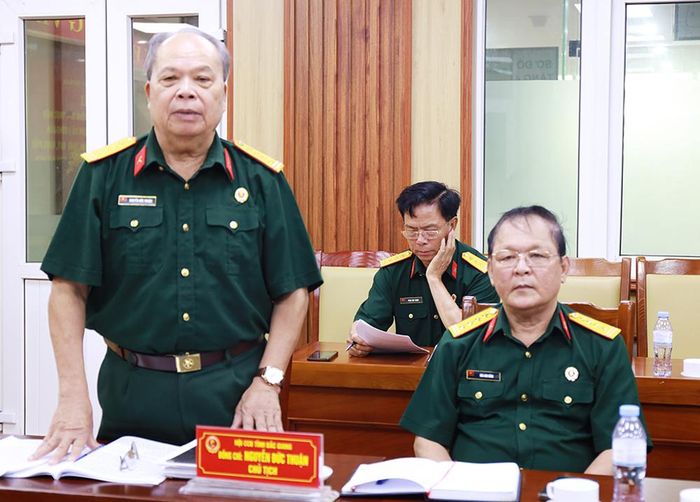 Đồng chí Nguyễn Đức Thuận phát biểu nêu ý kiến tại buổi khảo sát.