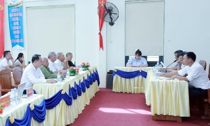 Chi bộ thôn Khả Lã 1 tổ chức sinh hoạt chi bộ điểm.