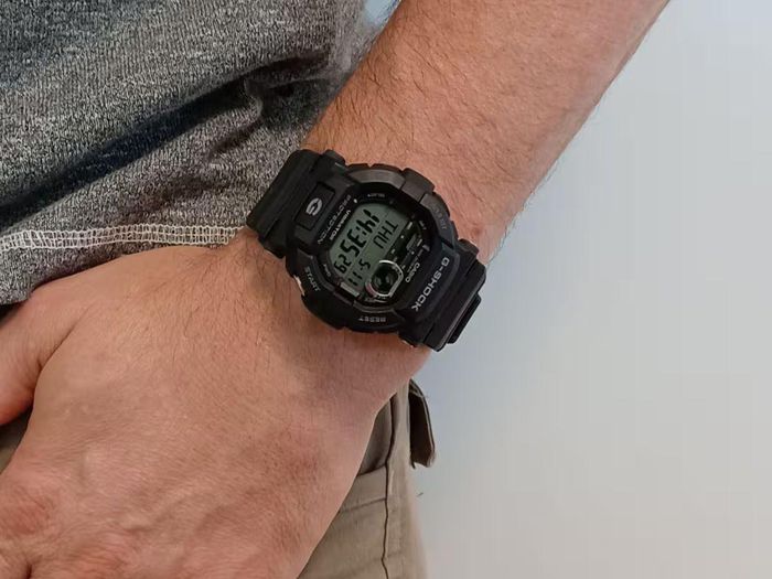Casio G-Shock GD-350S-1D mới có thiết kế tương tự với phiên bản GD-350-1 tiền nhiệm.