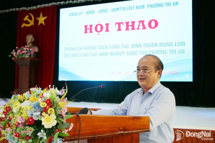 Phó Giám đốc Sở Khoa học và Công nghệ thành phố Đồng Nai Võ Hoàng Khai phát biểu tại hội thảo. Ảnh: Hải Quân