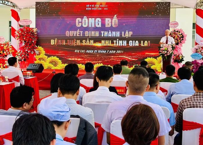 Quang cảnh lễ công bố quyết định thành lập Bệnh viện Sản - Nhi tỉnh Gia Lai. Ảnh: Như Nguyện
