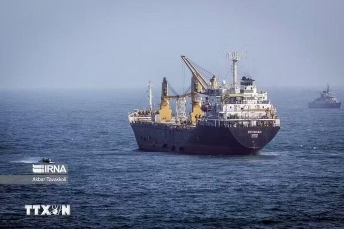 Tàu thuyền di chuyển trên Biển Đỏ. Ảnh: IRNA/TTXVN