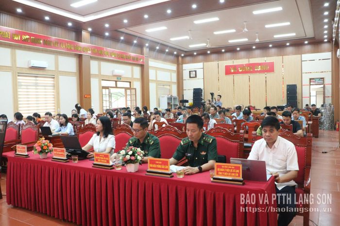 Các đại biểu dự hội nghị