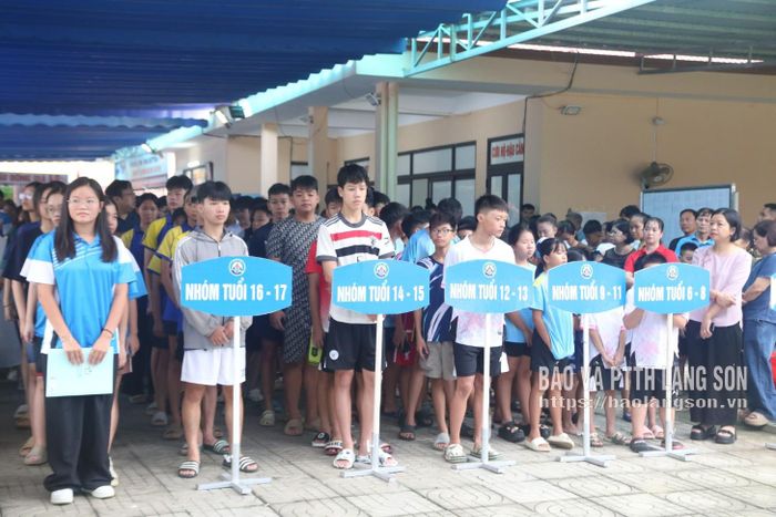 Các vận động viên tham dự giải
