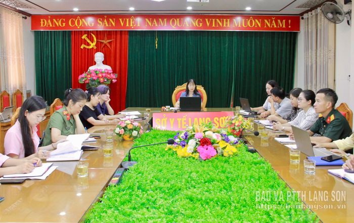 Các đại biểu dự hội thảo tại điểm cầu Lạng Sơn