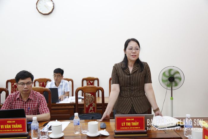 Bí thư Đảng ủy xã Thống Nhất phát biểu tại buổi khảo sát