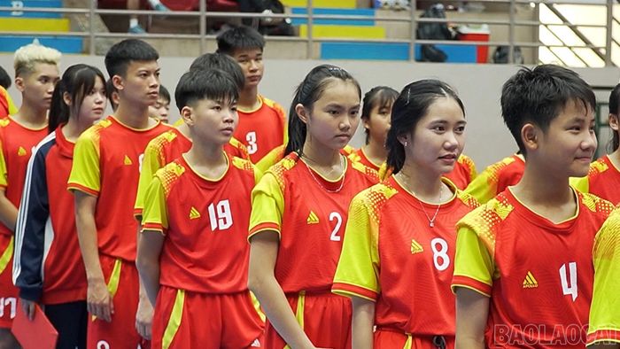 Đoàn Lào Cai có 30 vận động viên tham gia giải.