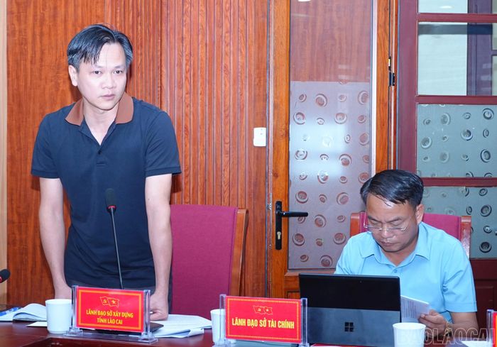 Các đại biểu thảo luận tại hội nghị.