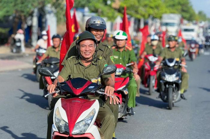 Lực lượng bảo vệ ANTT cơ sở cùng Công an phường Phú Thủy hưởng ứng “Tháng hành động phòng, chống ma túy” (tháng 6) trên địa bàn