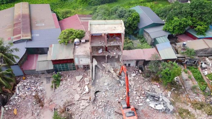 Dự án mở rộng Quốc lộ 6 dự kiến thông xe kỹ thuật trước Tết Nguyên đán Đinh Mùi 2027 và hoàn thành toàn bộ trong quý I/2027.
