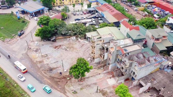 Quốc lộ 6 là tuyến huyết mạch nối TP. Hà Nội với các tỉnh Tây Bắc như Hòa Bình, Sơn La, Điện Biên.