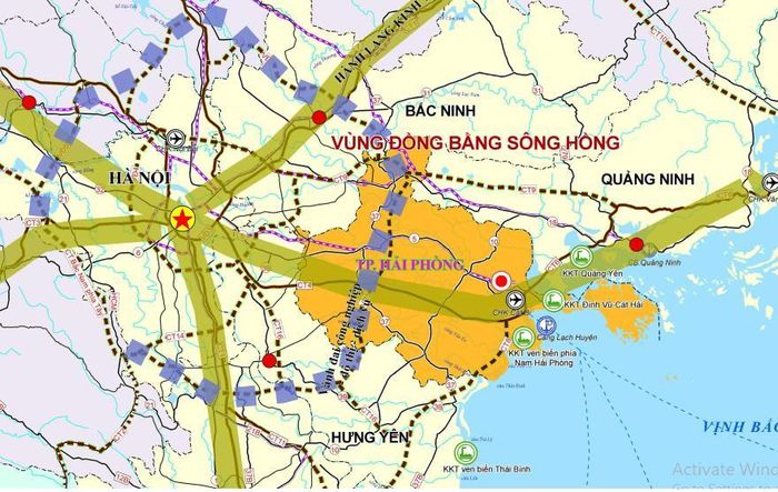 Hải Phòng là trung tâm kinh tế biển quan trọng quốc gia với hệ thống logistics và công nghiệp công nghệ cao.