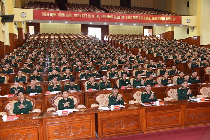 Quang cảnh hội nghị