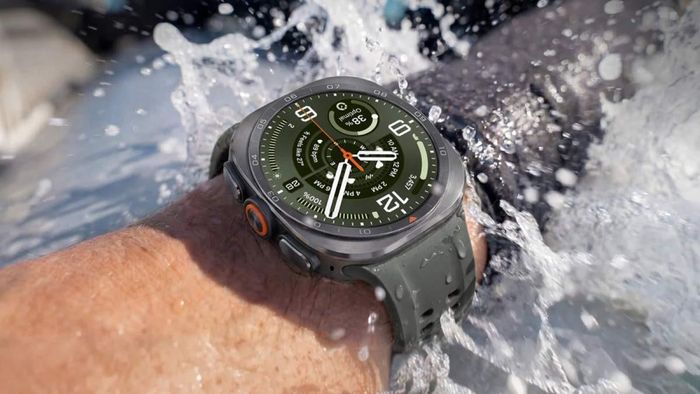 Galaxy Watch Ultra 2 có thiết kế bền bỉ