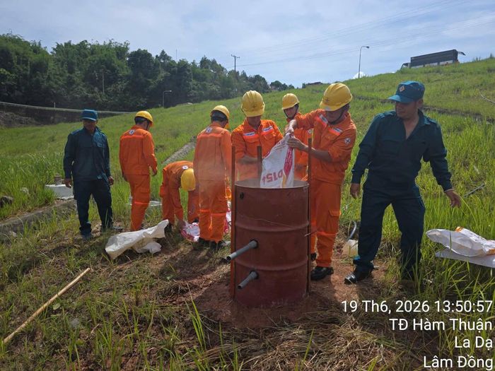 Công ty thủy điện Đa Nhim – Hàm Thuận – Đa Mi phối hợp cùng các lực lượng trong các đợt diễn tập tại xã La Dạ