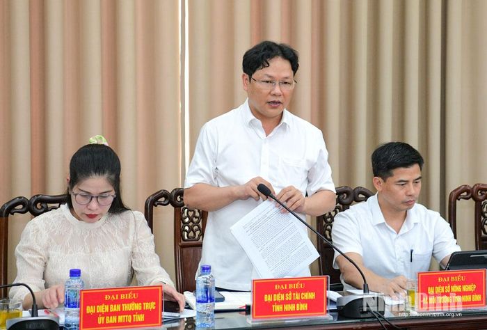 Lãnh đạo Sở Tài chính phát biểu tại buổi làm việc. Ảnh: Trường Giang