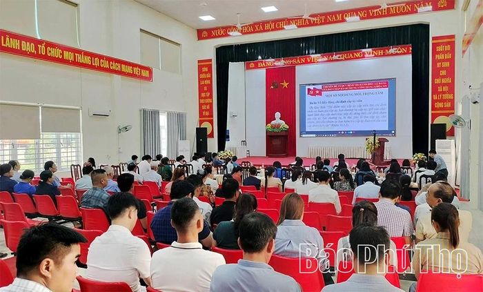 Đảng ủy xã Yên Phú tổ chức Hội nghị nghiên cứu, học tập quán triệt Nghị quyết tại điểm cầu cấp xã và 6 điểm cầu chi, đảng bộ trực thuộc.