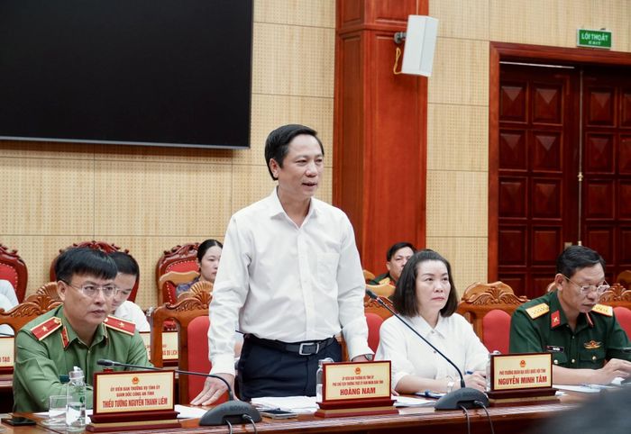 Đồng chí Hoàng Nam, Phó Chủ tịch Thường trực UBND tỉnh phát biểu tại buổi làm việc - Ảnh: H.N