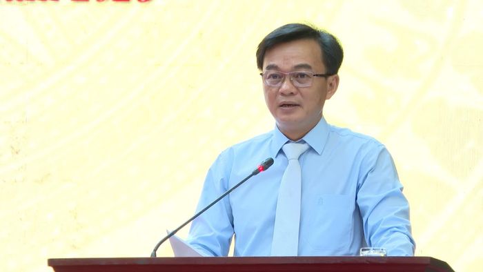 Đồng chí Nguyễn Chiến Thắng, Phó Bí thư Tỉnh ủy, Chủ tịch Ủy ban MTTQ Việt Nam tỉnh phát biểu tại hội nghị - Ảnh: N.L