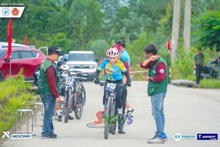 Vận động viên Lò Thị Yến Nhàn xuất sắc giành 1 huy chương vàng tại giải.