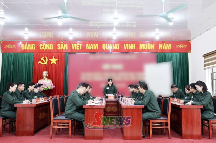 Hội nghị Ban Chấp hành Đảng bộ xã ra Nghị quyết lãnh đạo chuyển hoạt động của địa phương sang thời chiến.