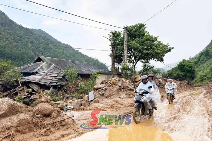 Tuyến đường giao thông vào xã Ngọc Chiến.