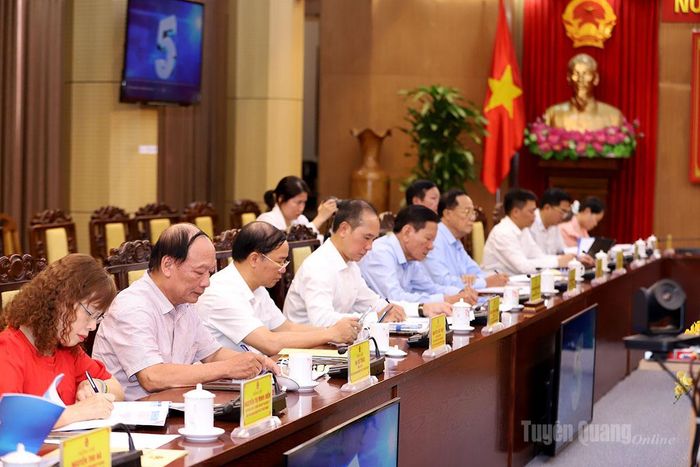 Đoàn công tác Hiệp hội Doanh nghiệp đầu tư nước ngoài tại buổi làm việc.