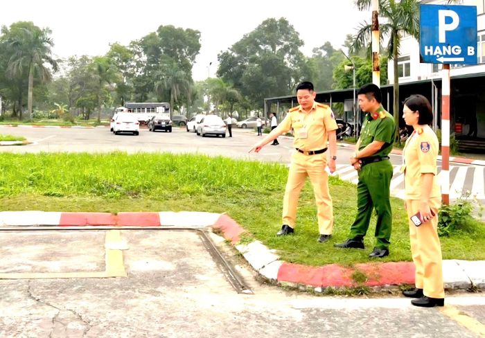 Công bố 12 cơ sở đào tạo lái xe đủ điều kiện hoạt động trên địa bàn tỉnh Ninh Bình.