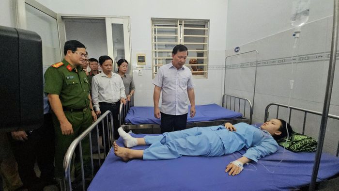Cũng liên quan đến vụ cháy xe hiện có 2 bệnh nhân đang được chăm sóc, điều trị tại Bệnh viện Đa khoa Thống Nhất; 2 bệnh nhân được chăm sóc, điều trị tại Bệnh viện Nhi Đồng 1 (Thành phố Hồ Chí Minh) và 1 bệnh nhân được điều trị tại Trung tâm Y tế khu vực Trảng Bom.