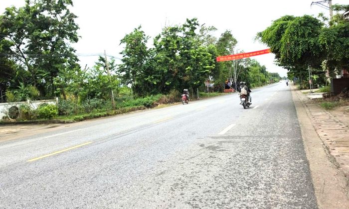 Hiện trường nơi nhóm thanh niên truy đuổi nhau gây TNGT khiến ba người tử vong trên quốc lộ 31. Ảnh: Báo Bắc Ninh.