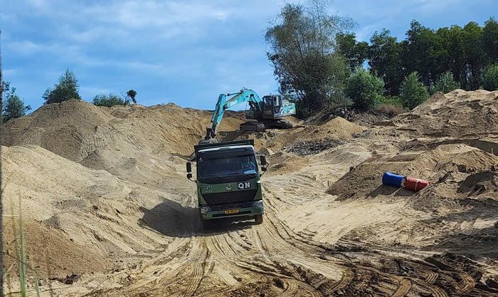 Quảng Ngãi có trữ lượng khoáng sản dự báo lên đến hàng trăm triệu m3 các loại.