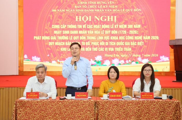Phó Chủ tịch UBND tỉnh Hưng Yên Phạm Văn Nghiêm phát biểu tại hội nghị.