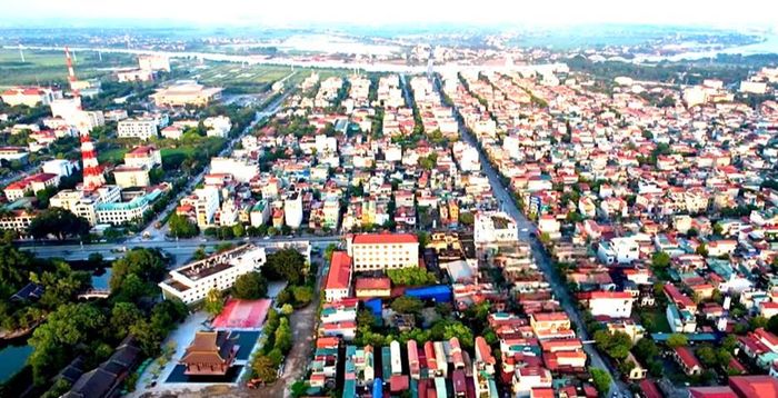 Phó Thủ tướng Chính phủ Nguyễn Văn Thắng đã yêu cầu tỉnh Ninh Bình tập trung chuẩn bị xây dựng Đề án tỉnh Ninh Bình trở thành thành phố trực thuộc Trung ương vào năm 2030 với đặc trưng đô thị di sản thiên niên kỷ.