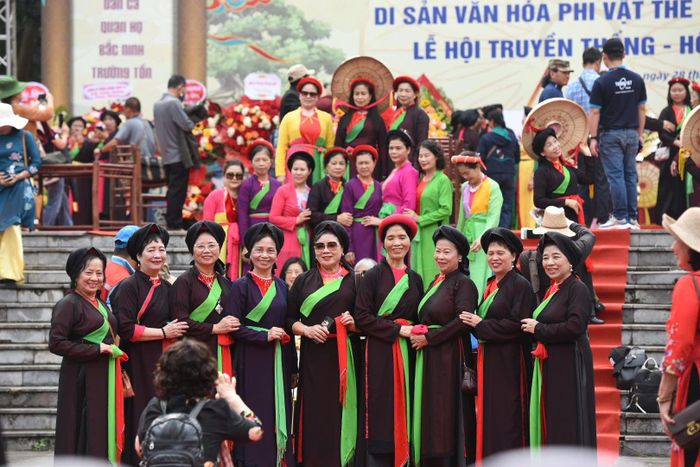 Dân ca Quan họ Bắc Ninh chính thức được UNESCO công nhận là Di sản văn hóa phi vật thể đại diện của nhân loại vào ngày 30/9/2009
