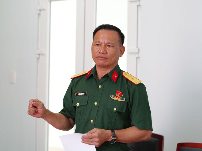 Đại biểu Trần Quang Tâm - Đoàn ĐBQH tỉnh Đắk Lắk trao đổi tại buổi khảo sát