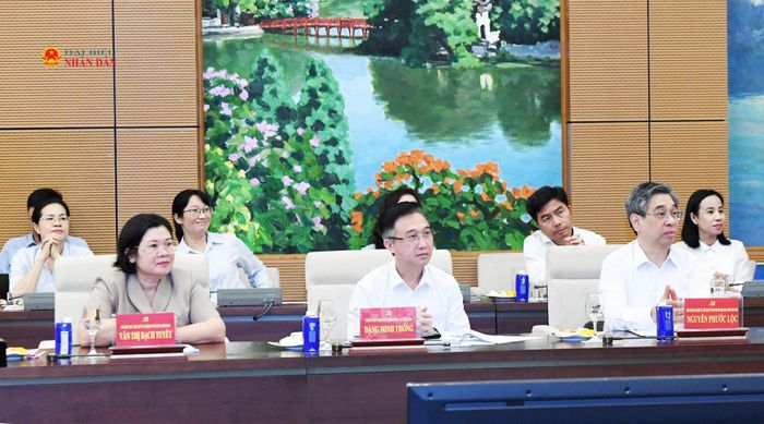 Các đại biểu dự Hội nghị