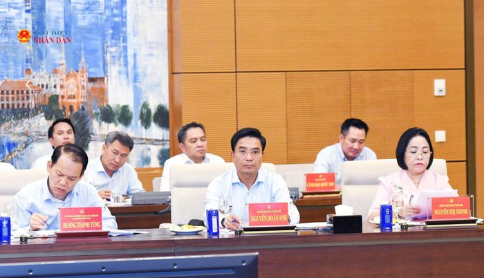 Phó Chủ tịch Quốc hội Nguyễn Thị Thanh, Phó Chủ tịch Quốc hội, Thượng tướng Nguyễn Doãn Anh dự Hội nghị