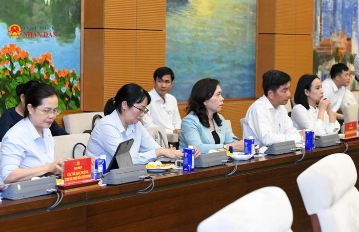 Các đại biểu dự Hội nghị