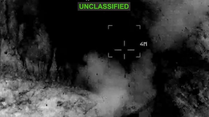 Quân đội Mỹ tấn công vào mục tiêu của Iran. Ảnh chụp màn hình video do CENTCOM công bố ngày 20/7