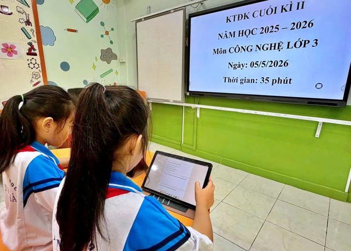 Các trường triển khai dạy học và kiểm tra trên môi trường số.