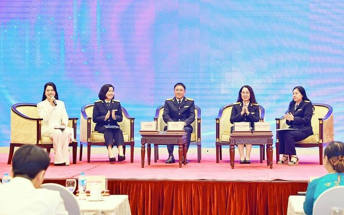 Ngày 20/7, Cục Thông tin và Truyền thông Chính phủ, Cục Thuế, Bộ Tài chính tổ chức Hội thảo "Những quy định quan trọng khi triển khai chính sách thuế mới - Thuế và hóa đơn điện tử trong thương mại điện tử và bán hàng đa kênh".