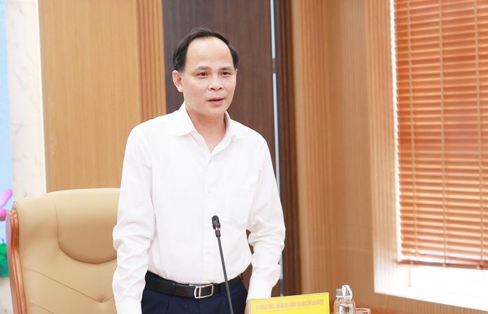 Đồng chí Phó Chủ tịch Thường trực UBND tỉnh Nguyễn Linh phát biểu. Ảnh: Cổng thông tin điện tử tỉnh Thái Nguyên.