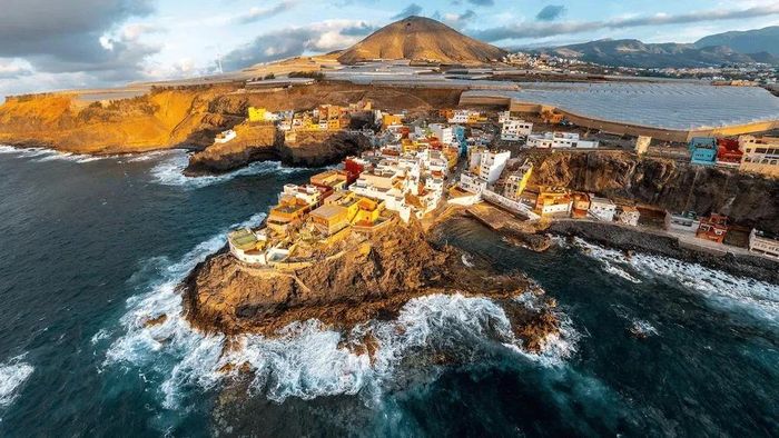 Canary Islands Tourism sản xuất một bộ phim lấy bối cảnh tại quần đảo thay vì làm TVC thông thường