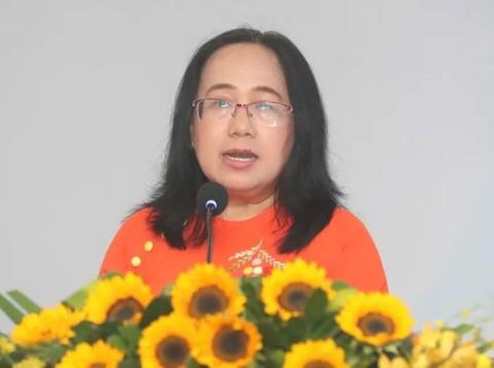 Bà Đinh Thị Thanh Thủy, Phó Trưởng ban Tuyên giáo và Dân vận Thành ủy TPHCM, phát biểu