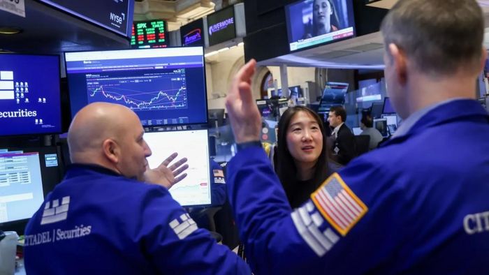 Chứng khoán Mỹ chịu áp lực vì giá dầu và địa chính trị. Ảnh minh họa: Getty.