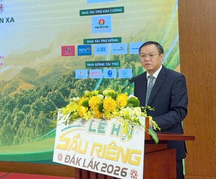 Phó Chủ tịch UBND tỉnh Đắk Lắk Đào Mỹ, Trưởng Ban Tổ chức Lễ hội Sầu riêng Đắk Lắk năm 2026, phát biểu tại họp báo.