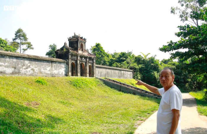Ông Đặng Xuân Ánh nhắc về điện Voi Ré với sự thành kính và tự hào