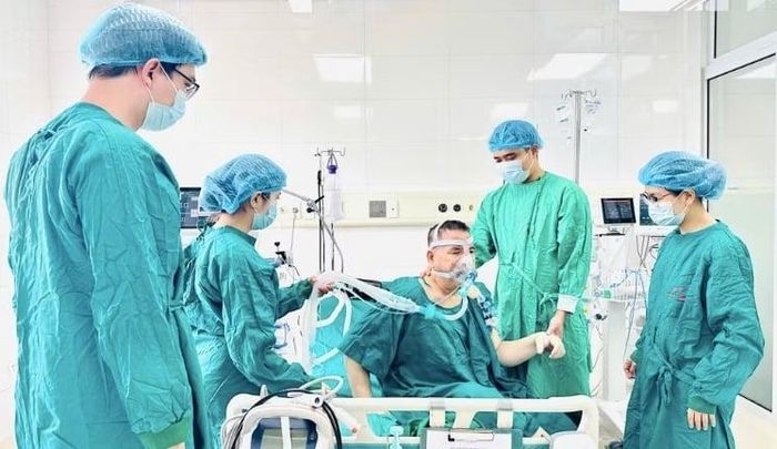 Bệnh nhân đang hồi phục sau ca ghép phổi.